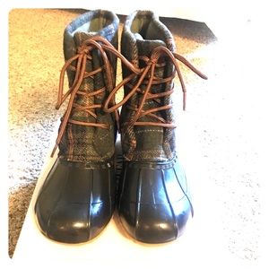 NIB just Fab Wellies rain boot as 8!